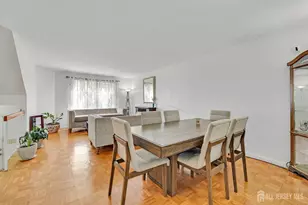 402 Holly Dr, Perth Amboy, NJ 08861 - Photo 14