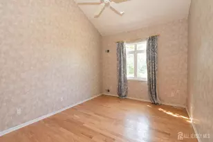 39 Winthrop Rd, Monroe Township, NJ 08831 - Photo 16