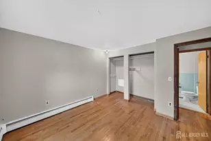 20 Division St, Carteret, NJ 07008 - Photo 10