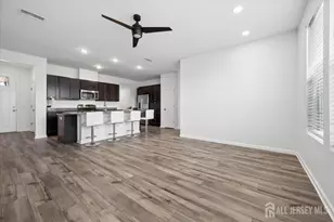 82 Depot Wy, Dunellen, NJ 08812 - Photo 6