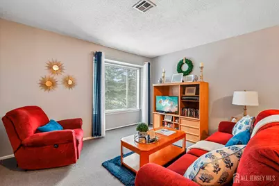 4 Nicholas Court, Spotswood, NJ 08884 - Photo 4