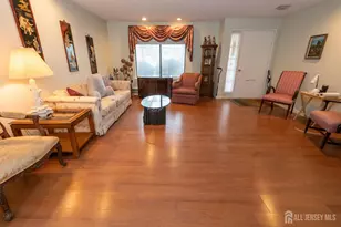 264B Crosse Dr, Monroe Township, NJ 08831 - Photo 6