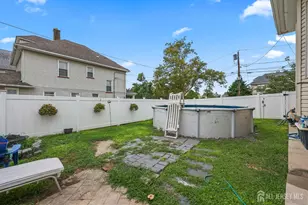 124 Kearny Ave, Perth Amboy, NJ 08861 - Photo 30