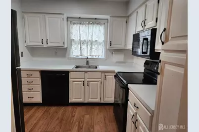 612-A Winchester Lane, Monroe Township, NJ 08831 - Photo 4