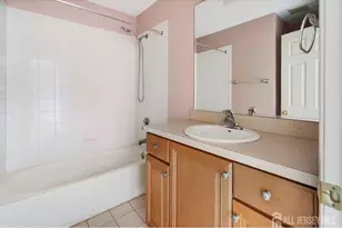 50 Wlodarczyk Pl, Sayreville, NJ 08859 - Photo 18