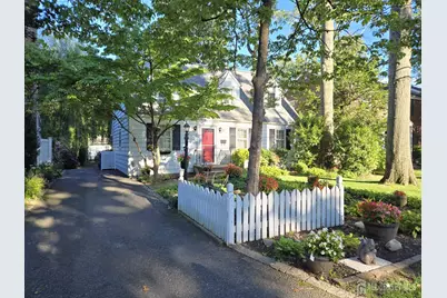 30 McCoy Avenue, Metuchen, NJ 08840 - Photo 2