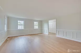 19 Rossmooor Dr, Monroe Township, NJ 08831 - Photo 8