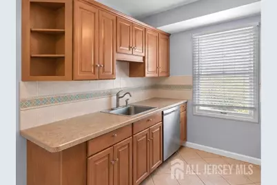664 Irvington Avenue #6, Maplewood, NJ 07040 - Photo 8