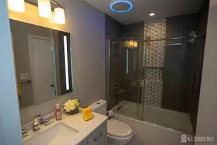 113 Woodmere Dr, Sayreville, NJ 08859 - Photo 32