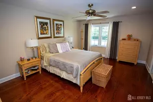 113 Woodmere Dr, Sayreville, NJ 08859 - Photo 28