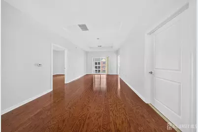 645 Doral Court, Piscataway Township, NJ 08854 - Photo 6