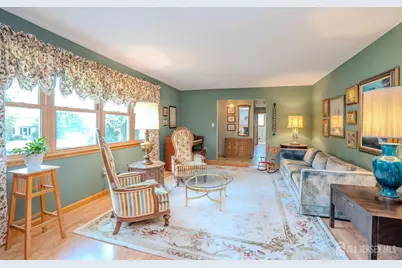 2215 Polk Avenue, North Brunswick Township, NJ 08902 - Photo 4
