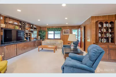 2215 Polk Avenue, North Brunswick Township, NJ 08902 - Photo 18