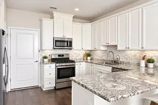 306 Dickson Ct, Highland Park, NJ 08904 - Photo 6
