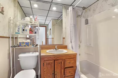 27 Hermann Avenue, Carteret, NJ 07008 - Photo 26