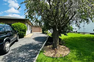 11 Demarest Pl, Piscataway Township, NJ 08854 - Photo 6