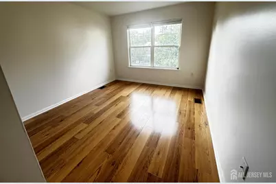102 Wellington Park Drive, South Brunswick Township, NJ 08540 - Photo 12