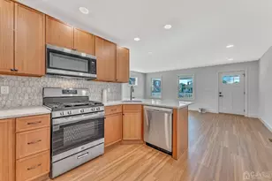 256 Main St, Woodbridge Township, NJ 07095 - Photo 10