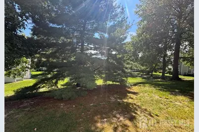 15 Saddle Court, Tinton Falls, NJ 07753 - Photo 18