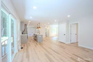 290 Fresh Ponds Rd, South Brunswick Township, NJ 08852 - Photo 8