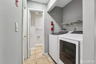 12 Palm Ct, Edison, NJ 08820 - Photo 16