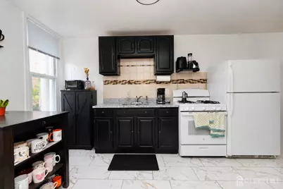 725 17th Street, Union City, NJ 07087 - Photo 4