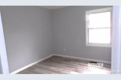 13 Heritage Square, Sayreville, NJ 08872 - Photo 10