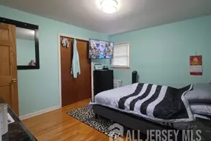 324 Evans Ave, Piscataway Township, NJ 08854 - Photo 10