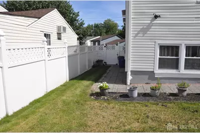 9 Florence Drive, Sayreville, NJ 08859 - Photo 16