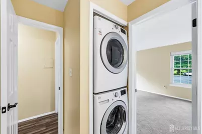 102 Morgan Place, East Brunswick Township, NJ 08816 - Photo 18
