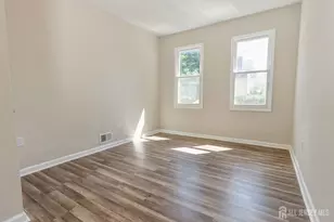 186 N 17th St, East Orange, NJ 07017 - Photo 14