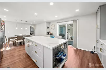 212 Stephenson Avenue, Middlesex, NJ 08846 - Photo 12