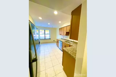 9 Lawry Court, East Brunswick Township, NJ 08816 - Photo 4