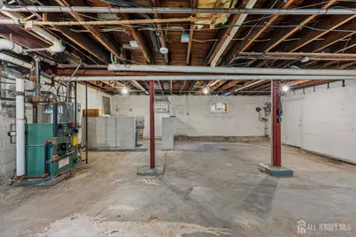 309 S 2nd Avenue S, Highland Park, NJ 08904 - Photo 36