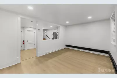 309 S 2nd Avenue S, Highland Park, NJ 08904 - Photo 50
