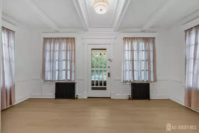 309 S 2nd Avenue S, Highland Park, NJ 08904 - Photo 32