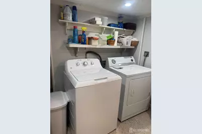 692 Hanson Avenue, Perth Amboy, NJ 08861 - Photo 18