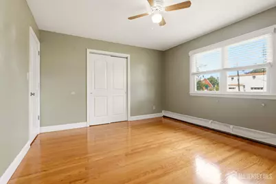 33 Willow Avenue, Iselin, NJ 08830 - Photo 8