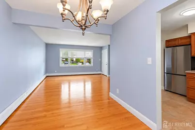 33 Willow Avenue, Iselin, NJ 08830 - Photo 4