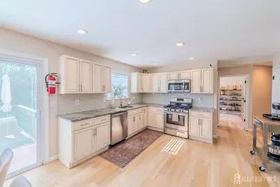 74 Carriage Drive, Piscataway Township, NJ 08854 - Photo 14