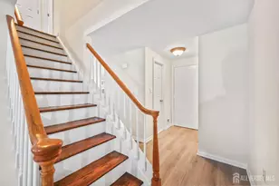 81 Thoreau Dr, Plainsboro Township, NJ 08536 - Photo 2