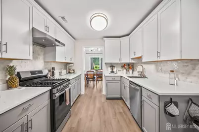 81 Thoreau Drive, Plainsboro Township, NJ 08536 - Photo 12