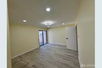 1502 Bromley Estates, Clementon, NJ 08021 - Photo 8