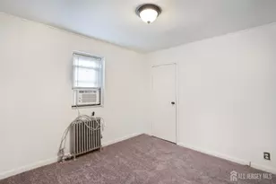 17 Douglas St, Fords, NJ 08863 - Photo 16