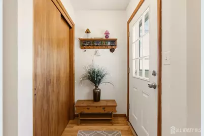 140 Lexington Avenue, Edison, NJ 08817 - Photo 4