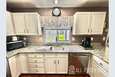589 Madison Drive #B, Monroe Township, NJ 08831 - Photo 14