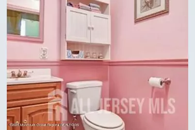 603 Holly Drive, Perth Amboy, NJ 08861 - Photo 10