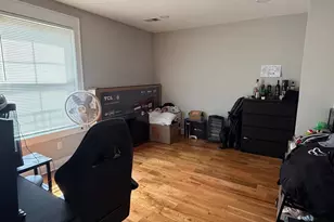 415 E 3rd Ave, Roselle, NJ 07203 - Photo 6