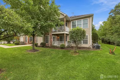 106 Chariot Court, Piscataway Township, NJ 08854 - Photo 4