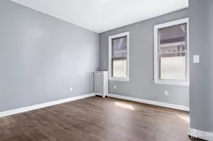 19 Newfield St, East Orange, NJ 07017 - Photo 8